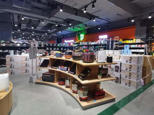信誉楼超市丰收店盛大开业 全新形象助力首日销售冠军，宝骐助力家居用品创新高峰